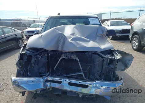 2005 Chevrolet Silverado 1500 Ls из США, поврежденный, VIN 1GCEC19V25Z178772